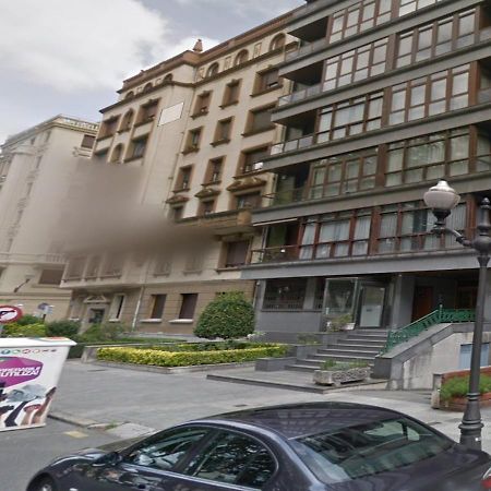 Cv33 Ostatua Hotel บิลเบา ภายนอก รูปภาพ