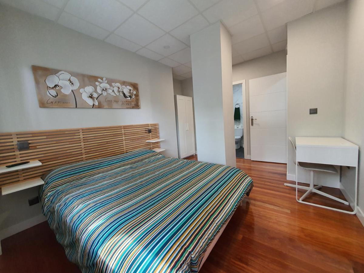 Cv33 Ostatua Hotel บิลเบา ภายนอก รูปภาพ